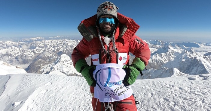 Българският алпинист Атанас Скатов се отправя към поредната си експедиция
