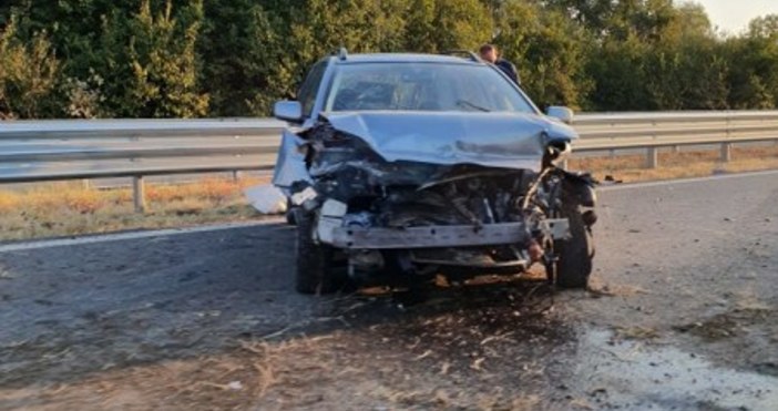 Трафик нюзснимка Трафик нюзТежка катастрофа на магистрала Тракия край Пловдив