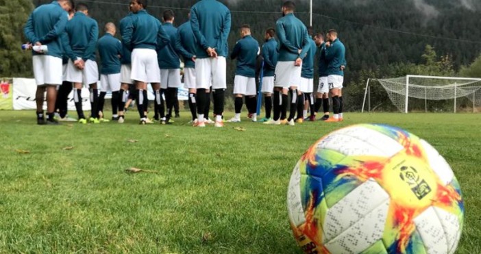 Отборът на Черно море проведе първа тренировка в Говедарци където