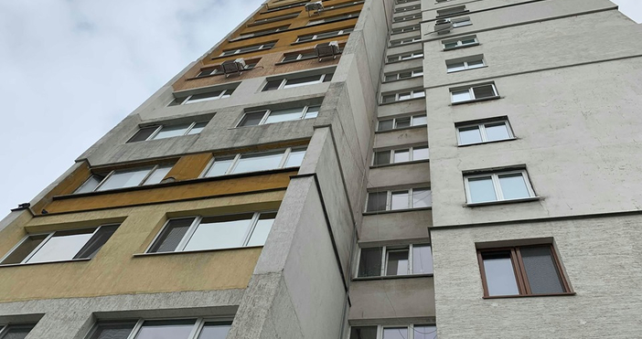 trafficnews bg4 годишно дете падна от 13 ия етаж на блок в столичния