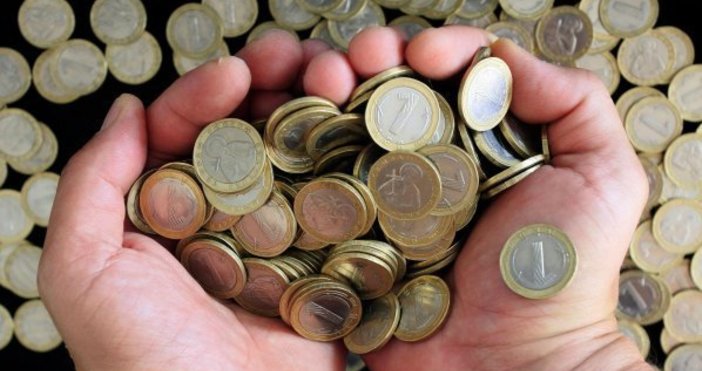 Снимка БулфотоКрадец обрал парите от 7 кафе автомата във Велико