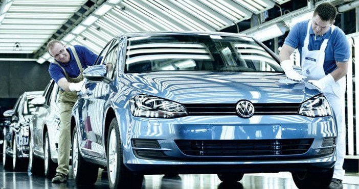 Перспективата германският автомобилен концерн Volkswagen да построи новия си завод в Турция се изпарява с всеки