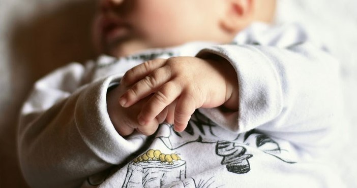 С уникална операция неврохирурзи от Варна спасиха двумесечно бебе с рядка аномалия научихме от Varna24 bg Добрата новина