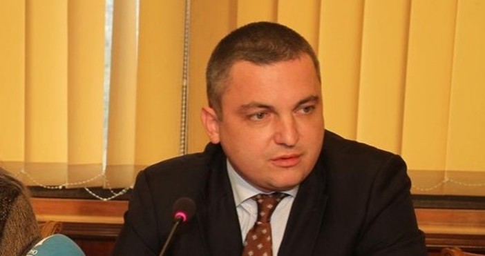 Иван Портних води в местния вот за кмет на Варна