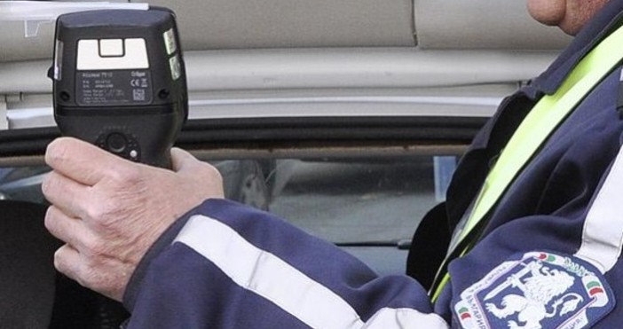 Снимка: БулфотоУченик без шофьорска книжка, карал след употреба на алкохол, предизвика