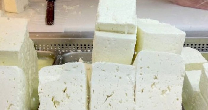 Българите са изяли повече сирене с растителни мазнини през първите осем месеца