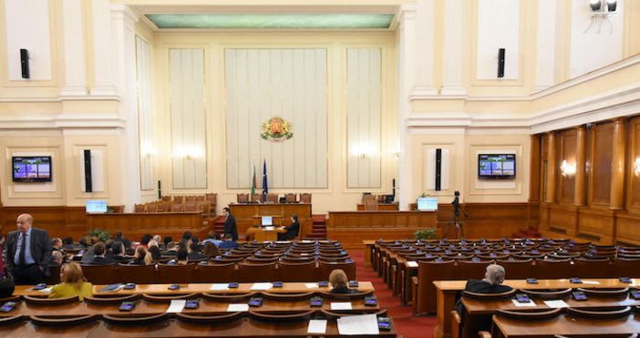 Снимка БулфотоС кворум от 142 народни представители започна пленарното заседание