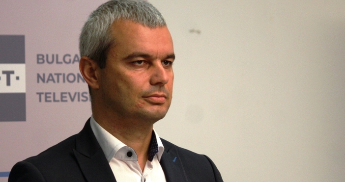 Кандидатът за кмет на Варна Костадин Костадинов който губи изборите