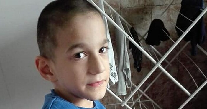 Дете се нуждае от нашата помощ 9 годишният Венци от варненското село Брестак е с диагноза