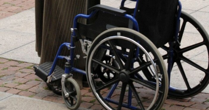 Снимка Булфото архив58 годишен мъж в инвалидна количка е загинал след