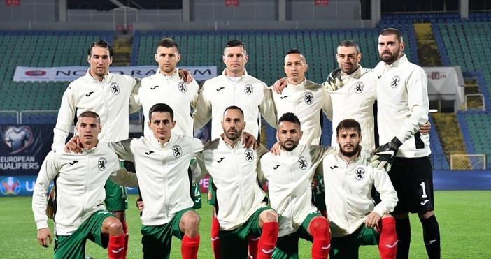 Националният отбор на България по футбол се изкачи с две