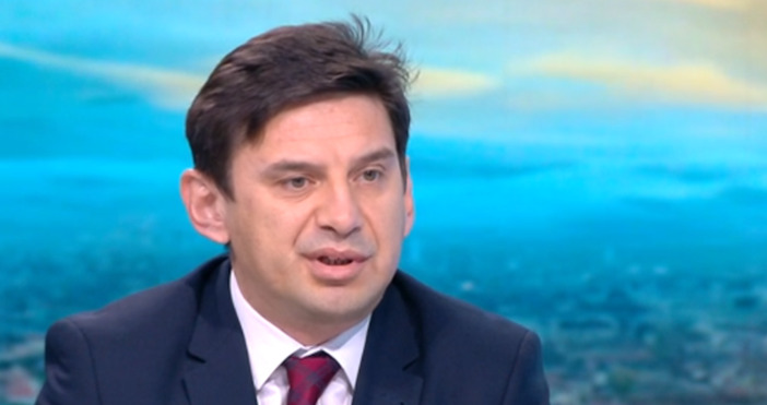 Вчера видяхме политическото лицемерие в целия му блясък по време