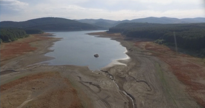 24chasa bgЗаради огромните загуби на вода по водопроводната мрежа в Перник