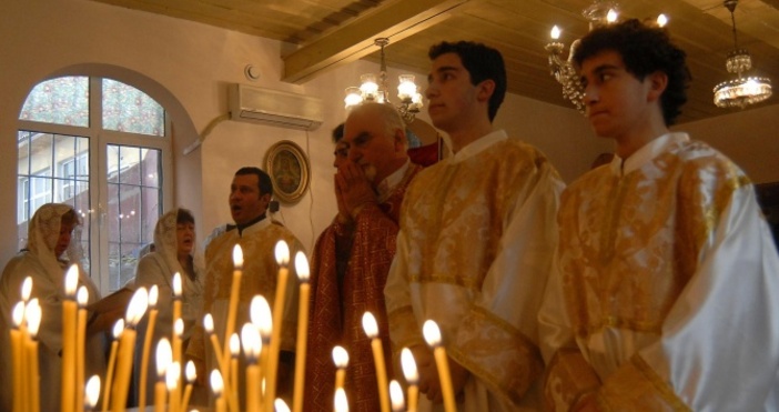 Снимка: БулфотоБългарската православна църква (БПЦ) почита днес Свети Стефан.Според традициите