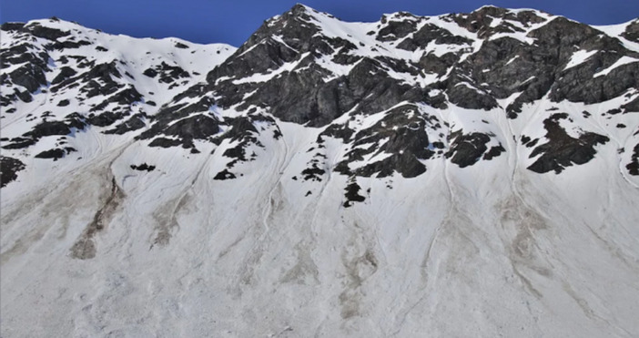 Търсенето на двамата туристи над Калофер е преустановено Преди минути