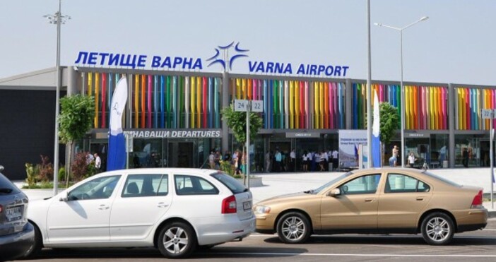 Снимка БулфотоИзследват за коронавирус българин пристигнал на Летище Варна от