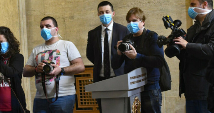 Снимка БулфотоРепортерите няма да имат достъп до пленарната зала на