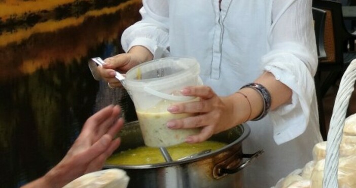 Обществените трапезарии във Варна работят Създава се организация да се