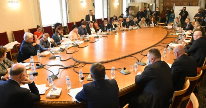 Снимка БулфотоКомисията по правни въпроси към Народното събрание прие на