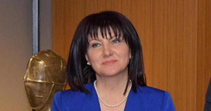 Снимка БулфотоПредседателят на Народното събрание Цвета Караянчева стана баба за