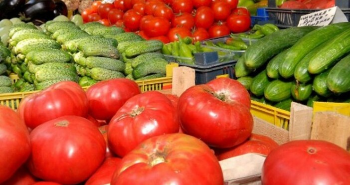При зеленчуците най-голямо поскъпване са седмица е отчетено при оранжерийните
