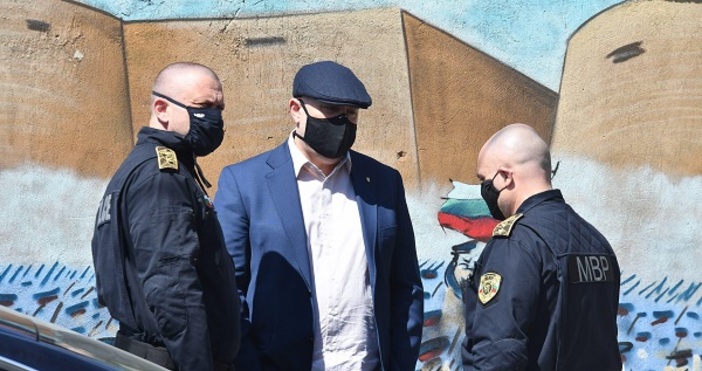 БулфотоГлавният прокурор Иван Гешев разкри подробности за акцията в София.Той