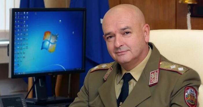 Нов училищен ред предлага шефът на Щаба ген Венцислав Мутафчийски
