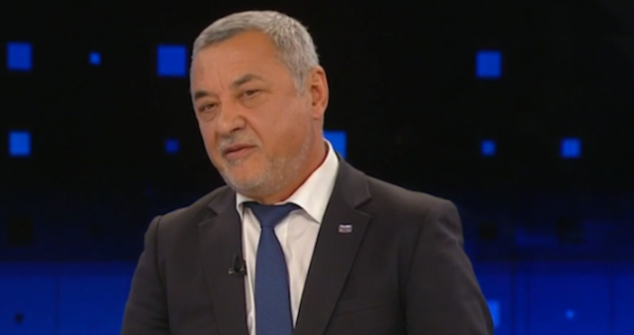 Валери Симеонов и народни представители от НФСБ внесоха тази сутрин