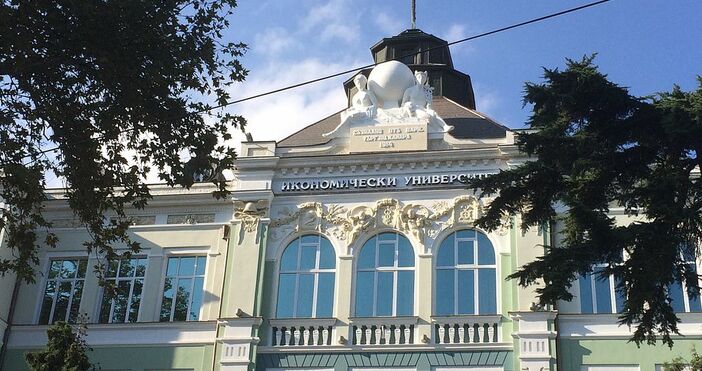 БНТснимка УикипедияИкономическият университет във Варна навърши 100 години Кризата ще