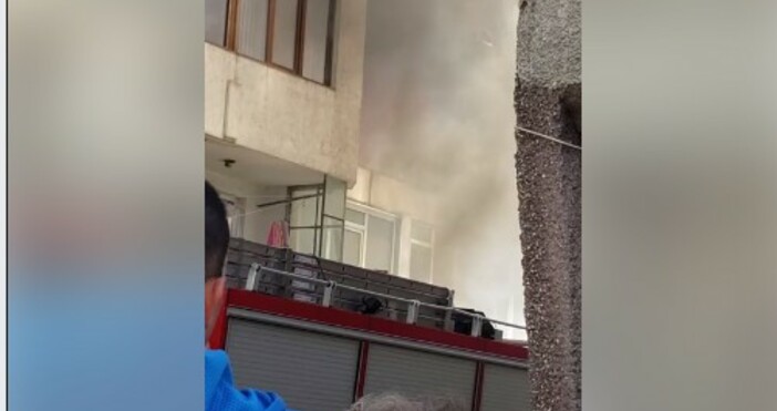 кадър Ясен Желев  Виждам те КАТ ВАРНАПожар в апартамент в