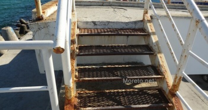 Снимка: МоретоДП Пристанищна инфраструктура (ДППИ) ще ремонтира естакадата над Вълнолома.