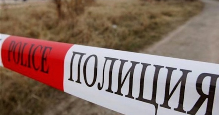 Полицията в Дупница е открила вчера трупа на 59 годишен мъж