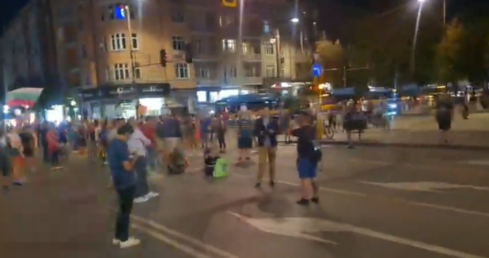Снощният протест в София приключи около полунощ. От наша страна