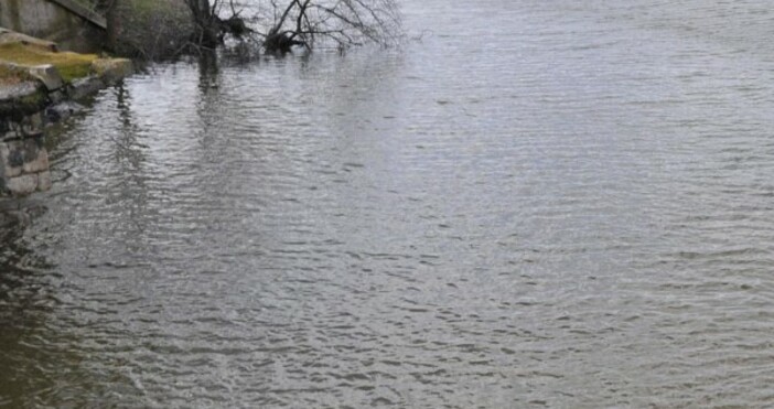 снимка БулфотоНивото на водата в язовир Жребчево е критично ниско
