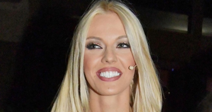 снимка БулфотоНатали Трифонова красивата водеща на прогнозата за времето