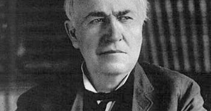 фото  Unknown author УикипедияПрез 1891 година Томас Едисън създава кинетоскопа предшественик