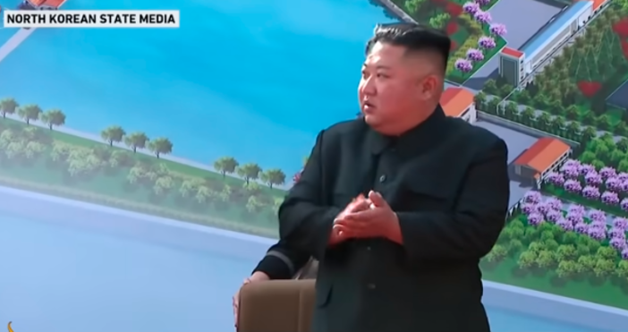 кадър Севернокорейският лидер Ким Чен ун вероятно е убил сестра си Ким