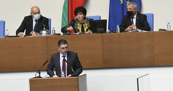 Снимка БулфотоНа изслушване в Народното събрание вътрешният министър Христо Терзийски