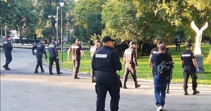 Кадър СДВР ФейсбукПри обход от полицаи в района на площад