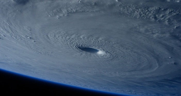 Снимка pixabayУраганът Сали отслабна вчера до тропическа буря въпреки че