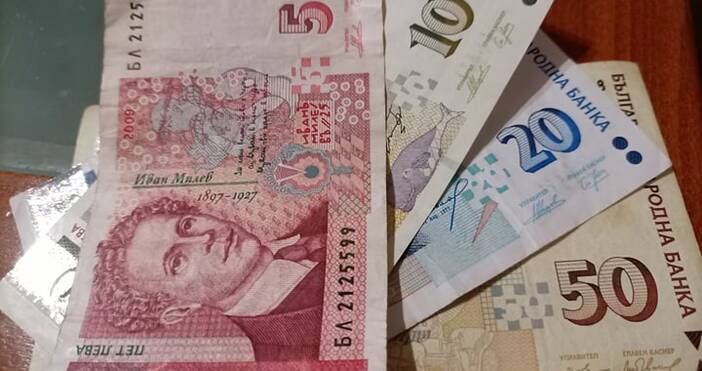 Снимка ПетелНад 60 от българите са намалили финансовите си разходи