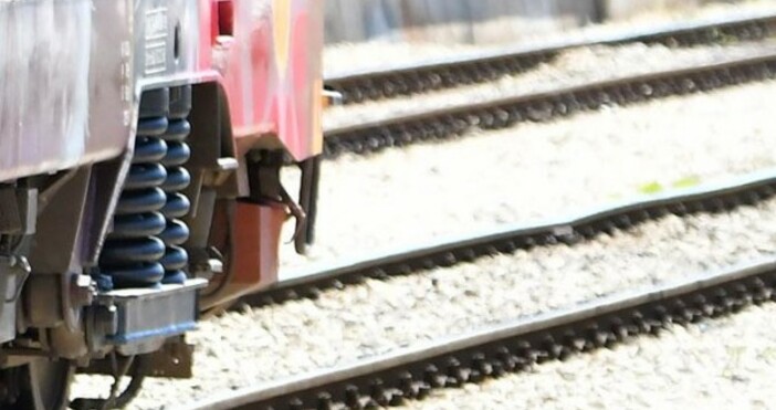 снимка БулфотоДвижението на влаковете по жп линията Русе Горна