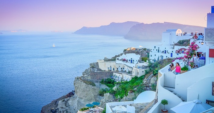 снимка pixabayРесторантите и баровете в най гъсто населените места в Гърция ще