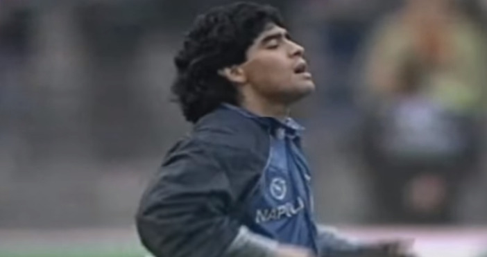 Кадър Maradona inedito Canal 2 0 You tubeАржентинската футболна легенда