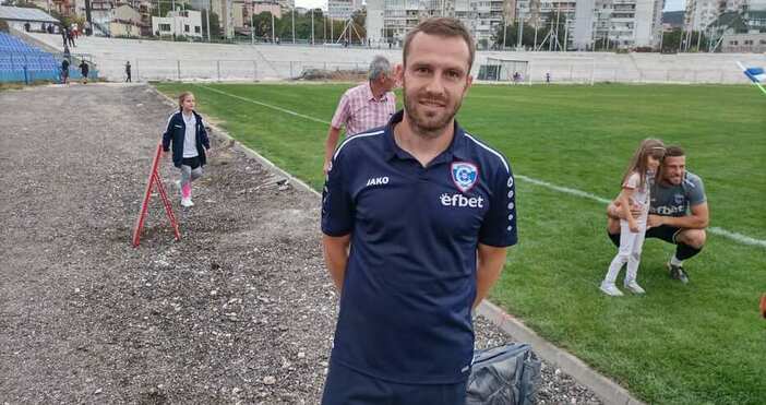 Снимка Петел Здрав мач истинско дерби Играчите и на двата отбора