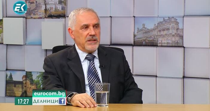 Кадър ТВ Евроком Виден наш дипломат обясни в каква ситуация е