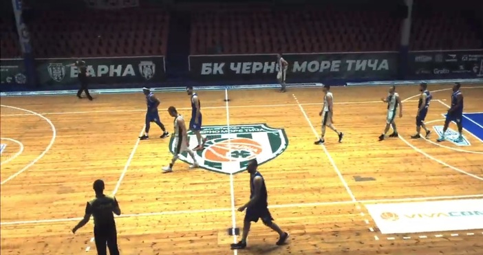 Кадър Youtube БФБаскетболЧерно море Тича записа първата си победа за