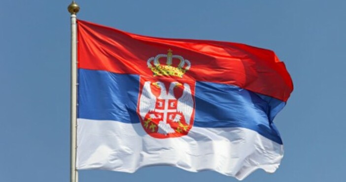 Снимка znamena flagove comСърбия скърби за патриарх Ириней Тридневен национален траур е