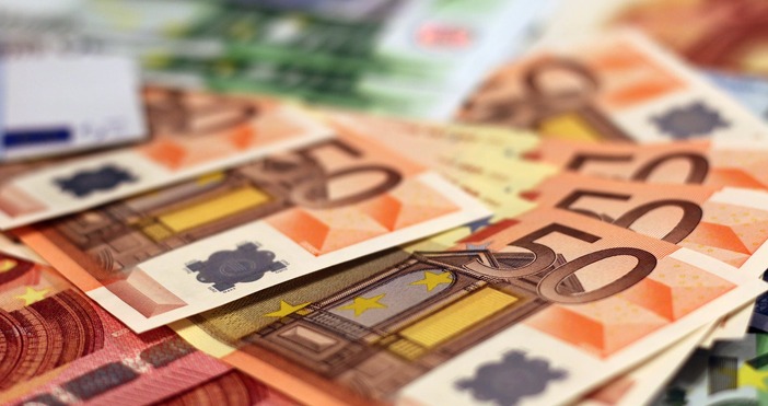 Снимка ейевя5 милиона евро бяха откраднати при банков обир в клон