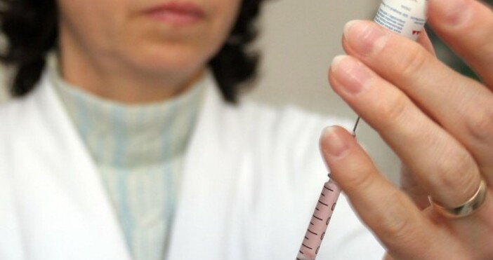 снимка БулфотоДепутати на ГЕРБ предлагат ваксините срещу Ковид 19 да